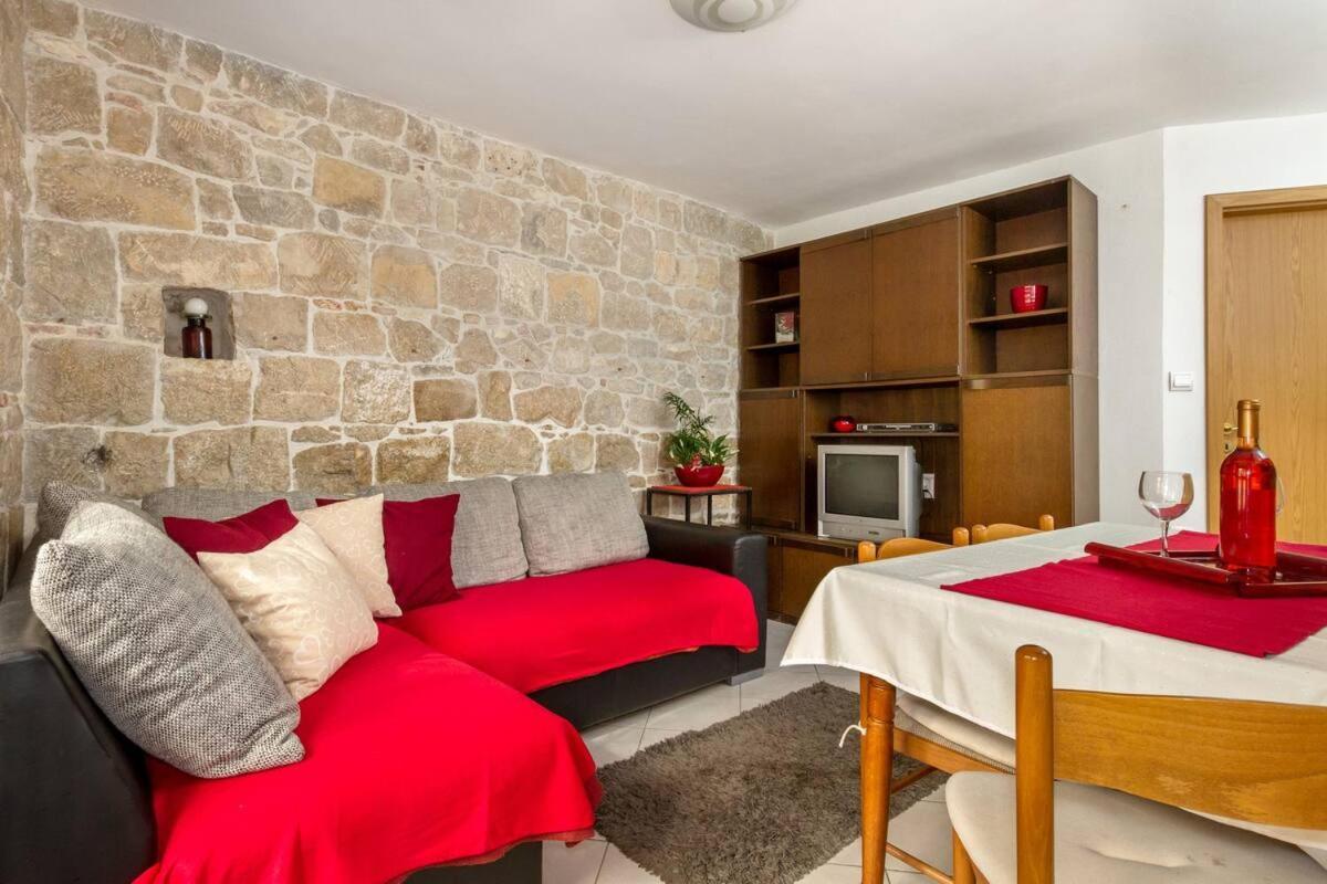 Aparrtment Terra- Combine Beach&Old Town Apartment Split Exterior foto