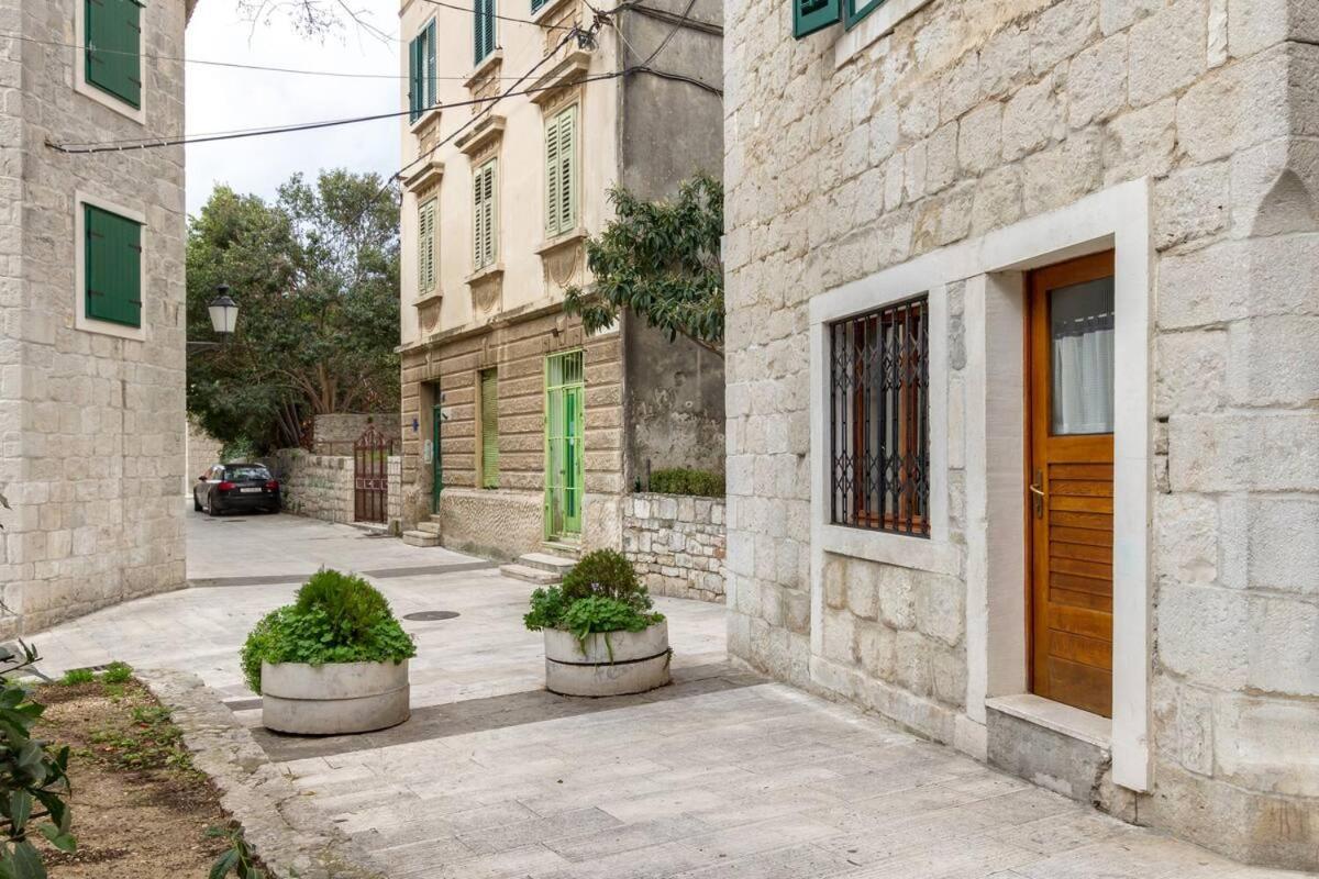 Aparrtment Terra- Combine Beach&Old Town Apartment Split Exterior foto