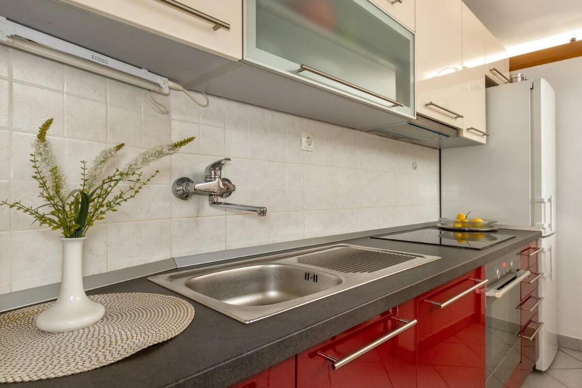 Aparrtment Terra- Combine Beach&Old Town Apartment Split Exterior foto
