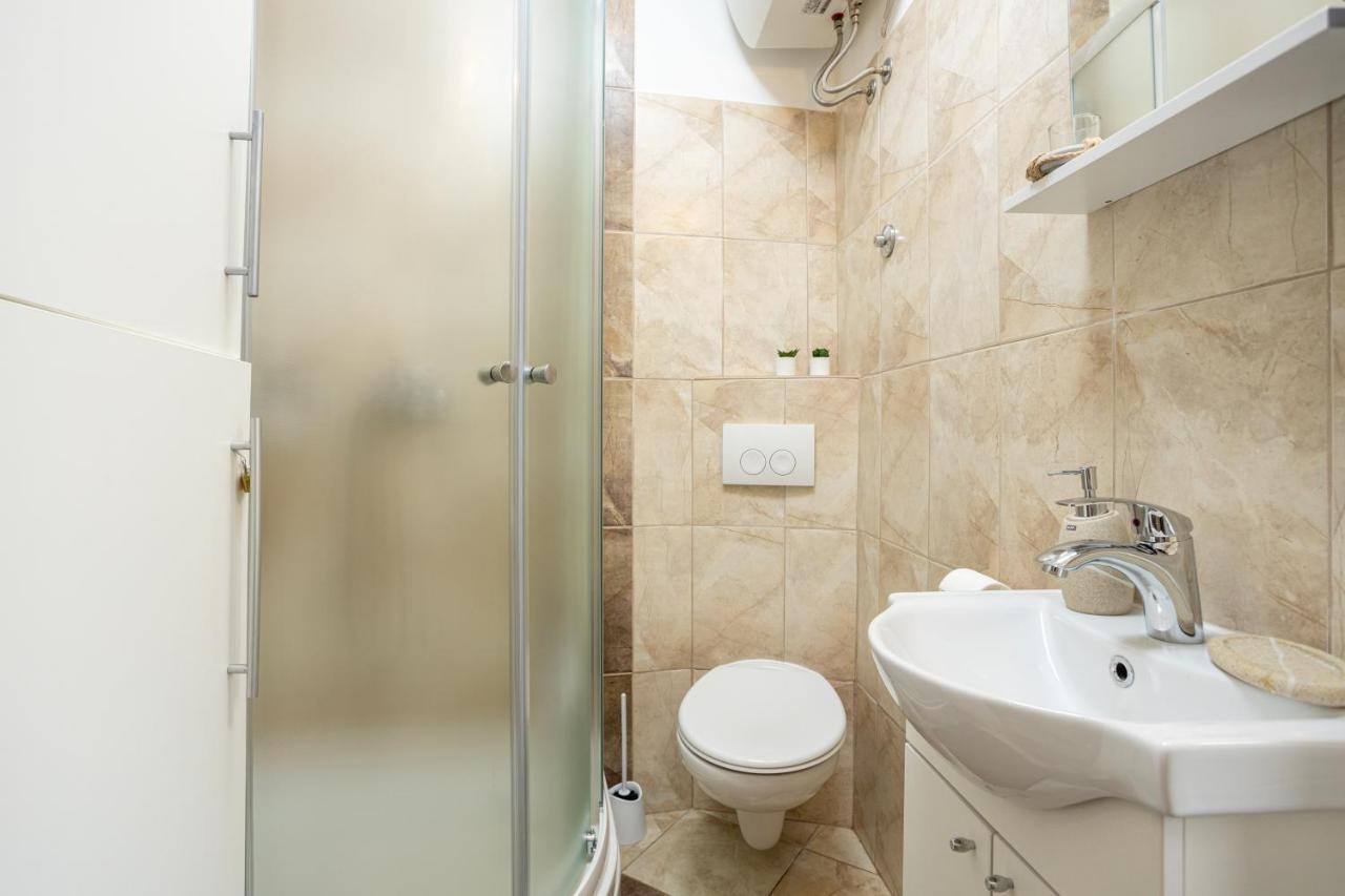 Aparrtment Terra- Combine Beach&Old Town Apartment Split Exterior foto