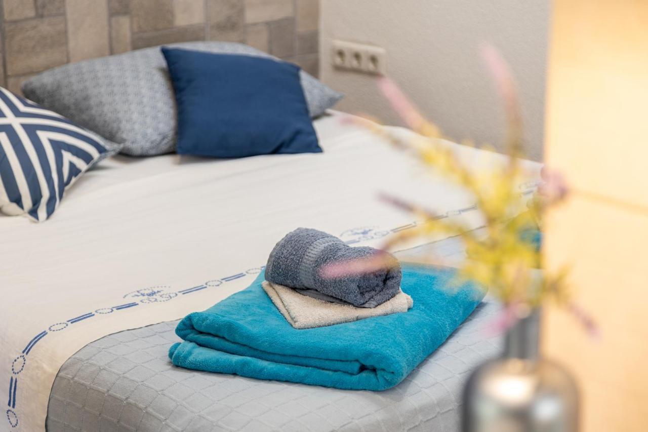 Aparrtment Terra- Combine Beach&Old Town Apartment Split Exterior foto