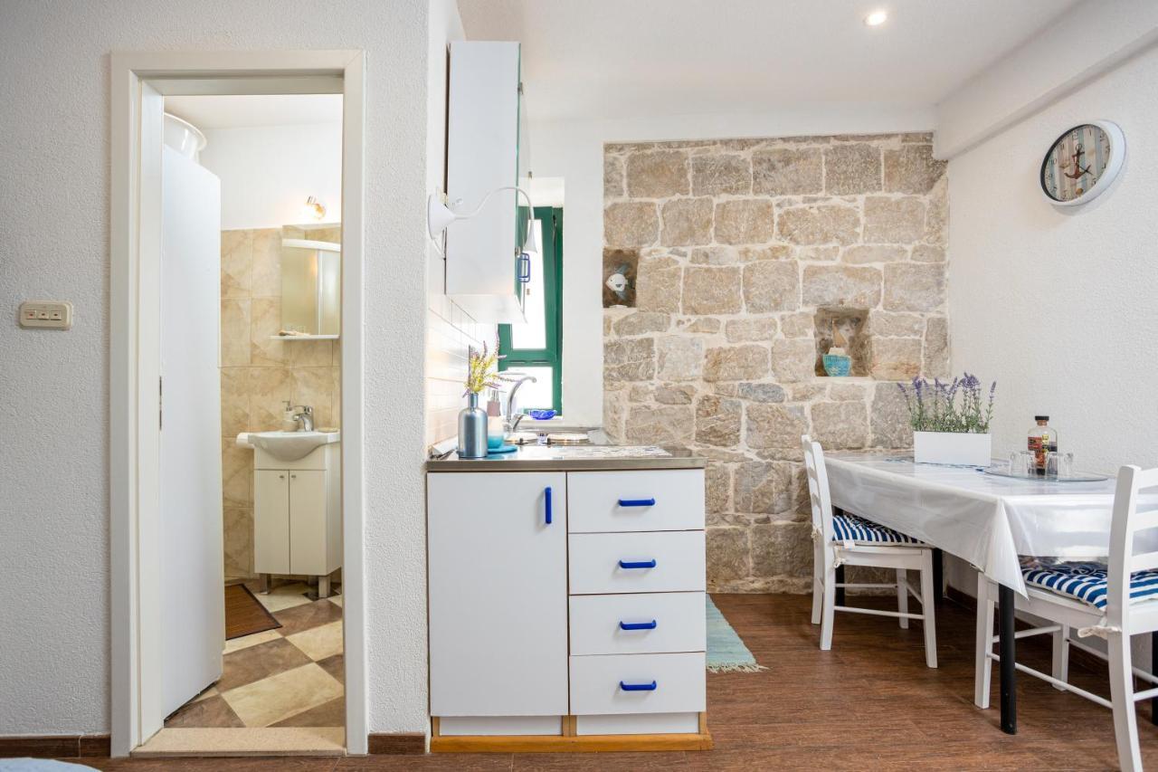 Aparrtment Terra- Combine Beach&Old Town Apartment Split Exterior foto